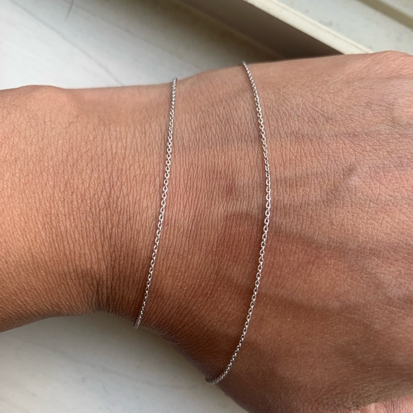 18k white gold chain with 14k gold solitaire charm - Picture 8 of 9